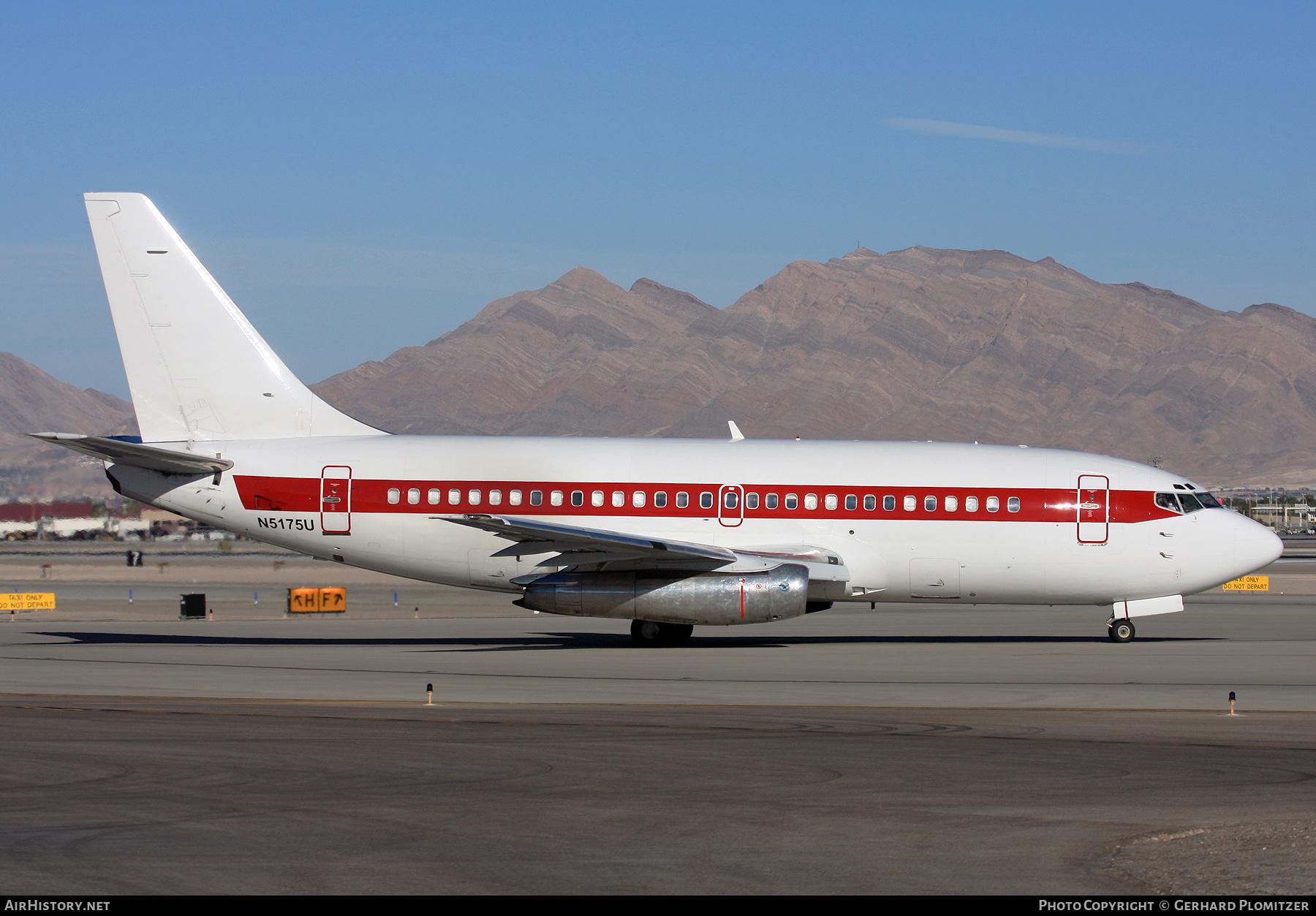 Aircraft Photo of N5175U | Boeing CT-43A (737-253/Adv) | AirHistory.net #748992