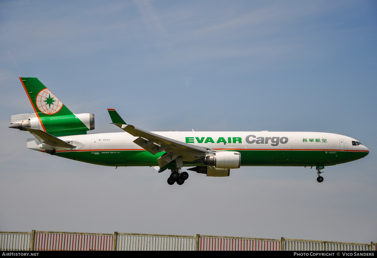 Aircraft Photo of B-16101 | McDonnell Douglas MD-11/F | EVA Air Cargo | AirHistory.net #749071