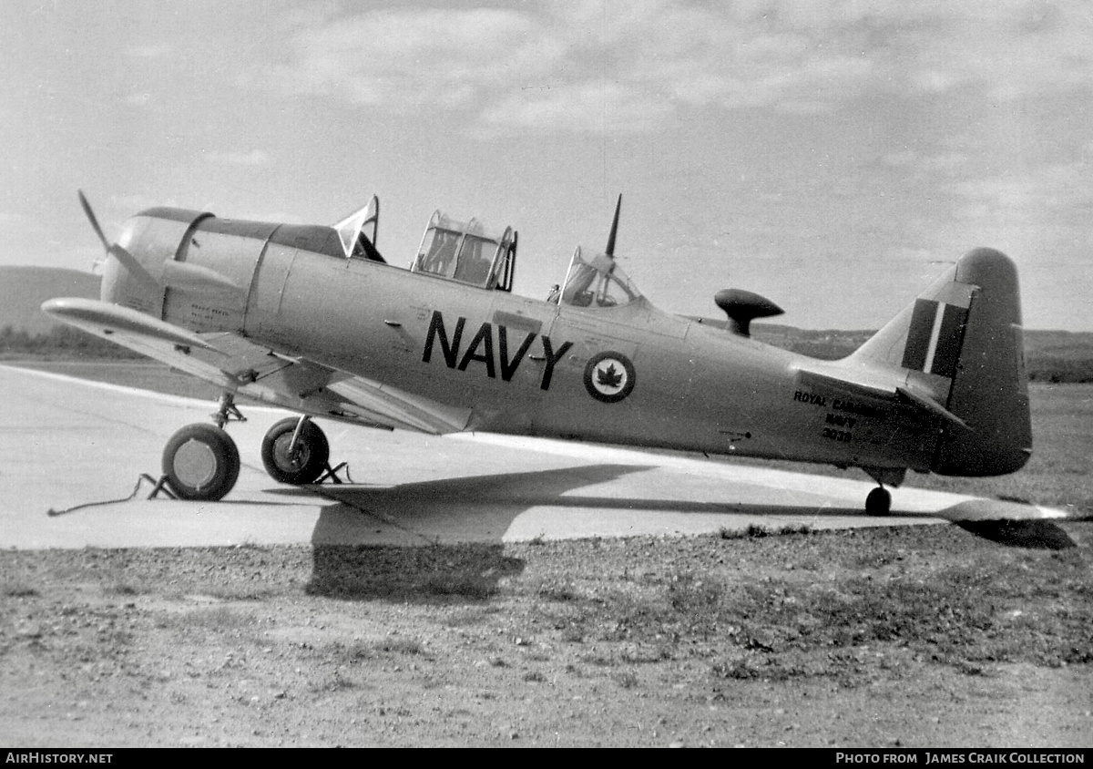 Aircraft Photo of 3039 | North American AT-16 Harvard IIB | Canada - Navy | AirHistory.net #749131