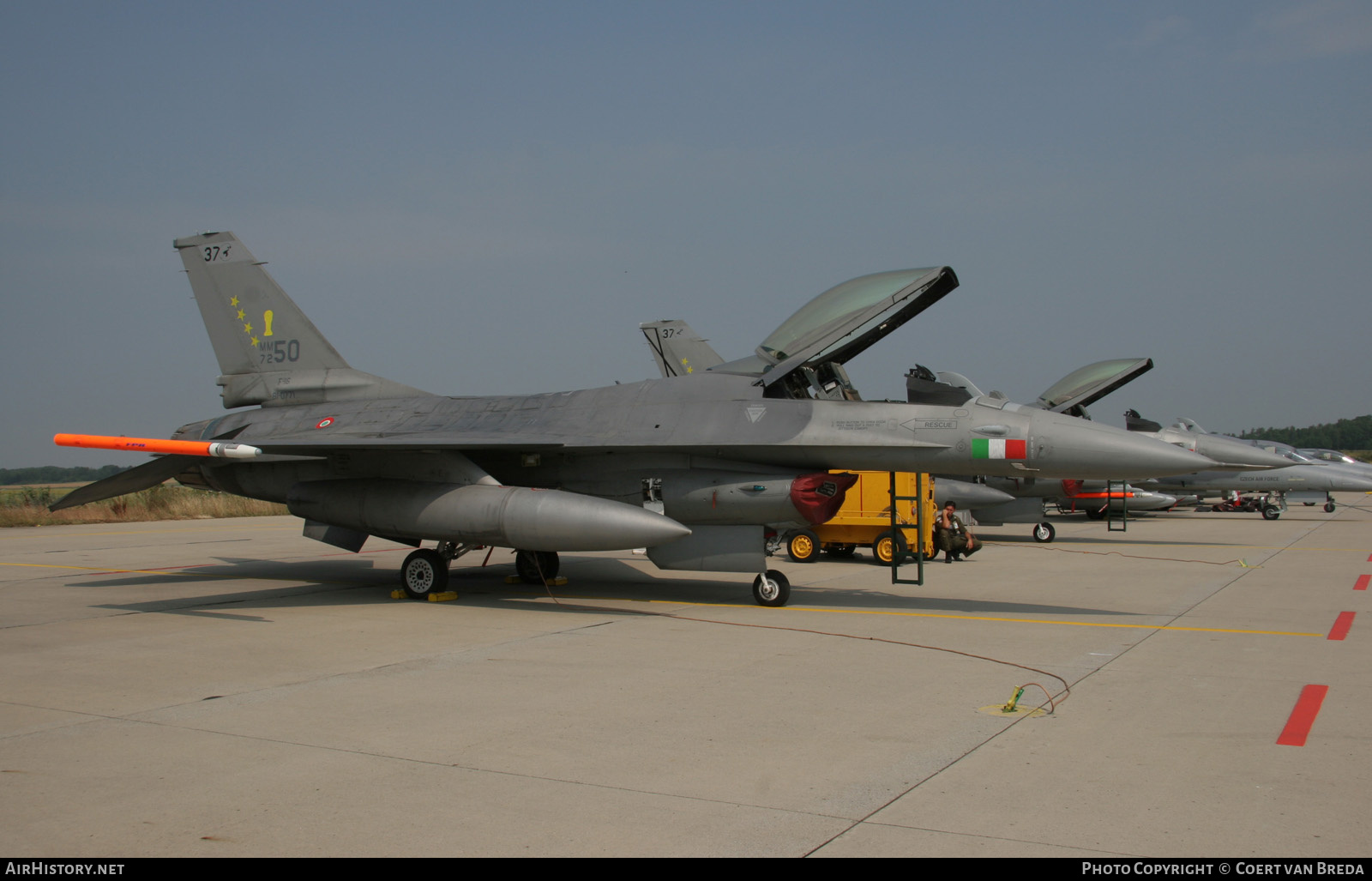 Aircraft Photo of MM7250 / 81-0771 | General Dynamics F-16A Fighting Falcon | Italy - Air Force | AirHistory.net #749161