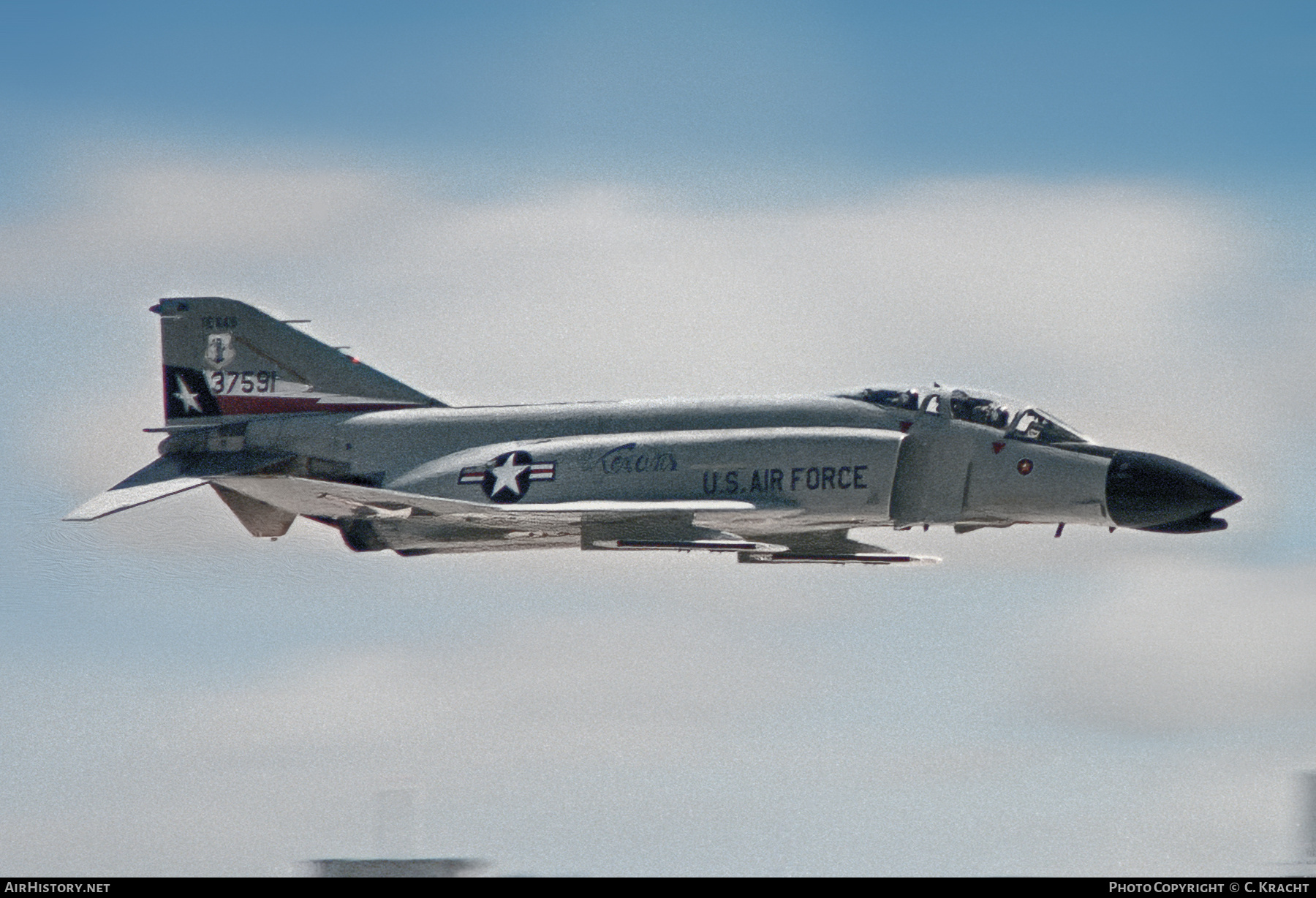 Aircraft Photo of 63-7591 / 37591 | McDonnell F-4C Phantom II | USA - Air Force | AirHistory.net #749375