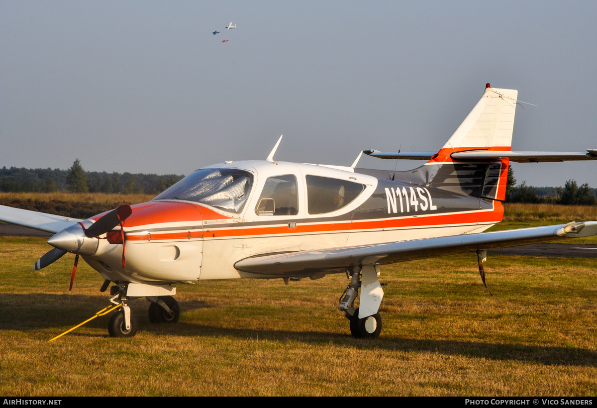 Aircraft Photo of N114SL | Rockwell Commander 112 | AirHistory.net #749410