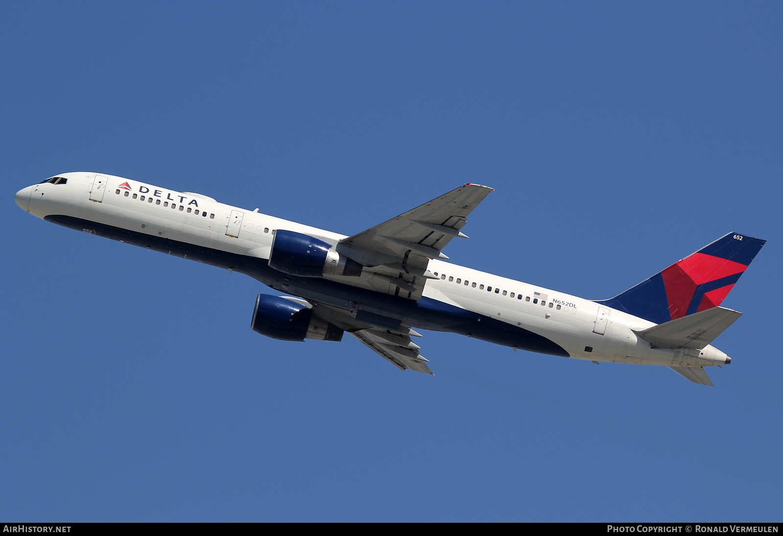 Aircraft Photo of N652DL | Boeing 757-232 | Delta Air Lines | AirHistory.net #749432