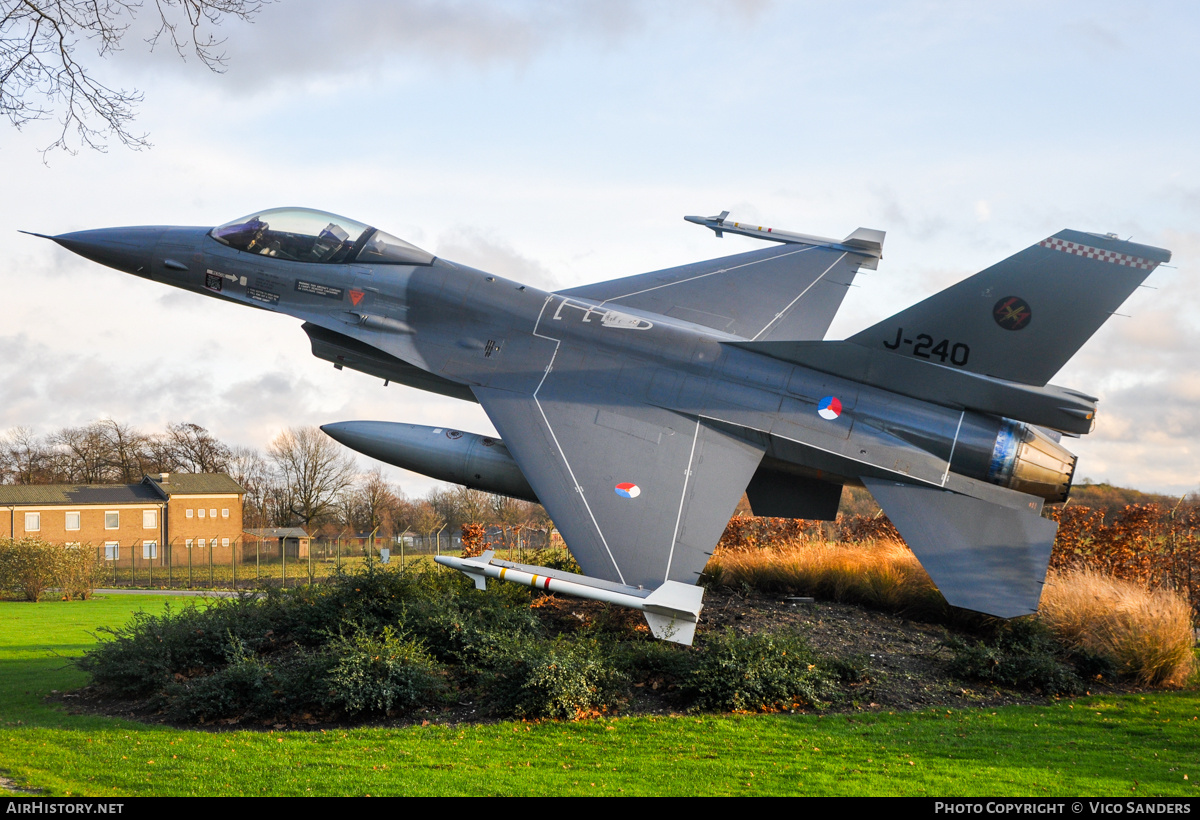 Aircraft Photo of J-240 | General Dynamics F-16A Fighting Falcon | Netherlands - Air Force | AirHistory.net #749437