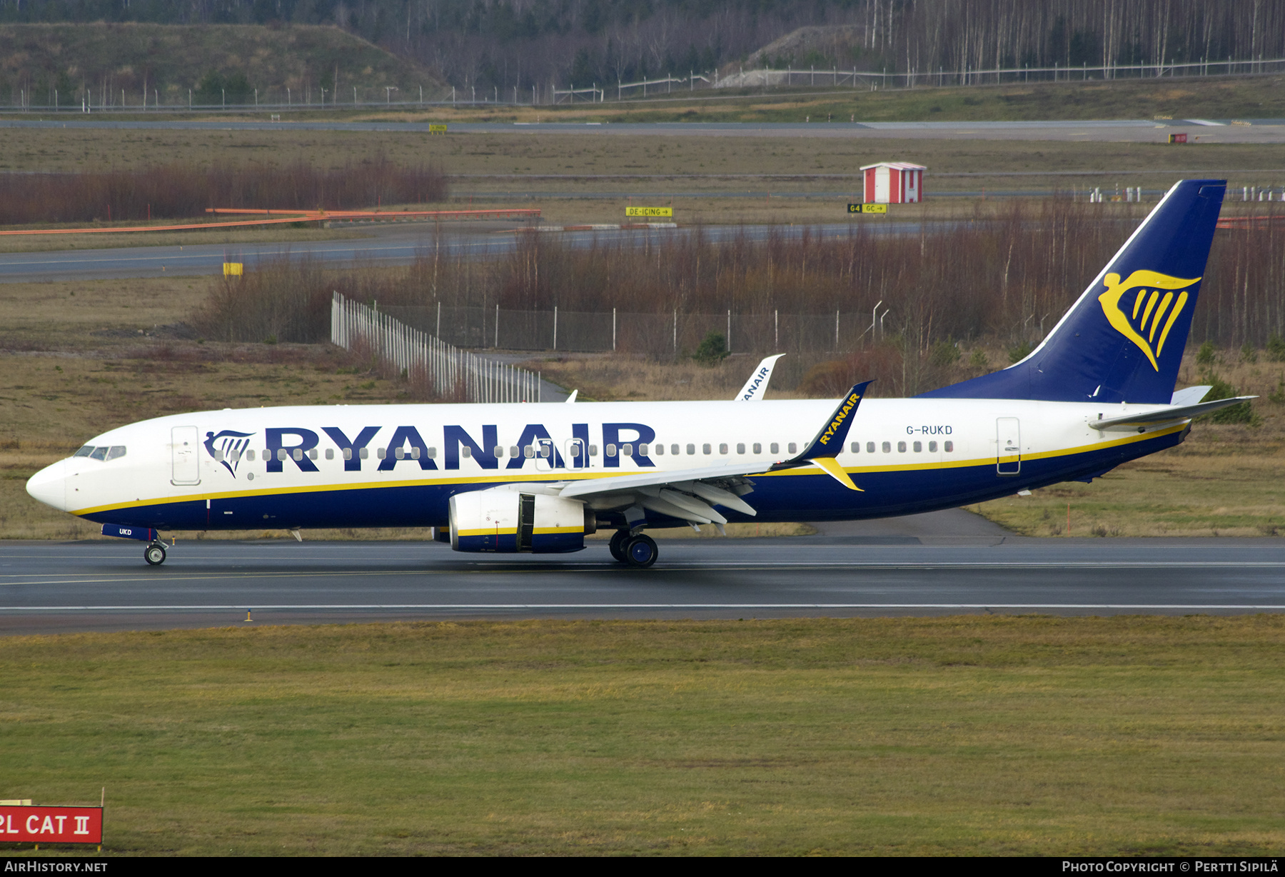 Aircraft Photo of G-RUKD | Boeing 737-8AS | Ryanair | AirHistory.net #749517