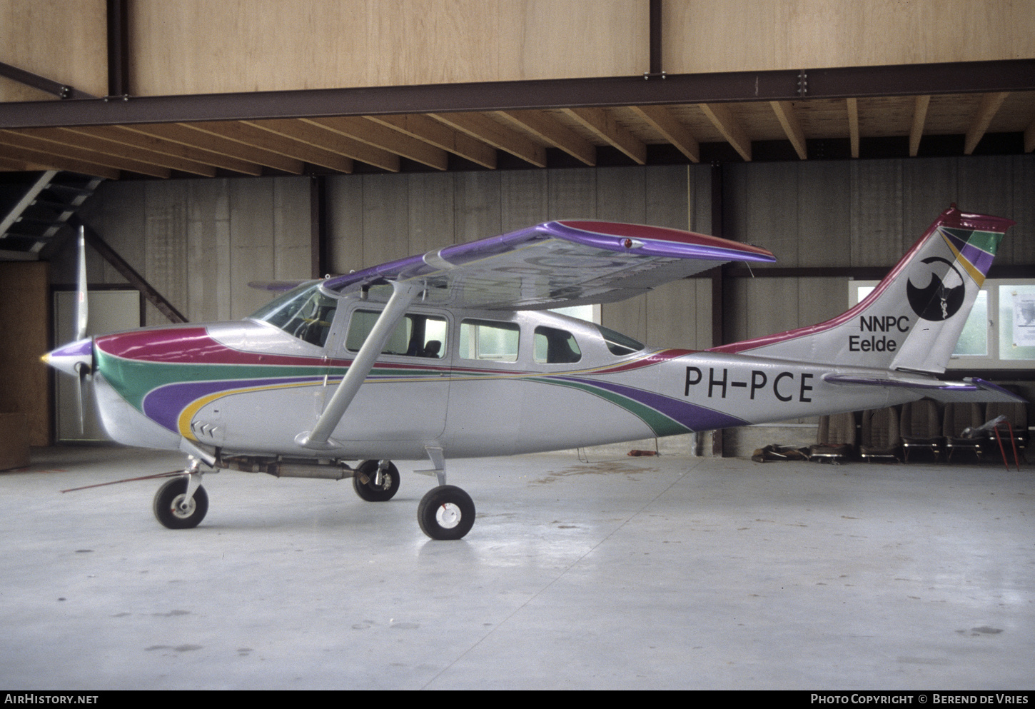 Aircraft Photo of PH-PCE | Cessna U206B Super Skywagon | NNPC - Noordnederlandse Parachutistenclub Eelde | AirHistory.net #749607