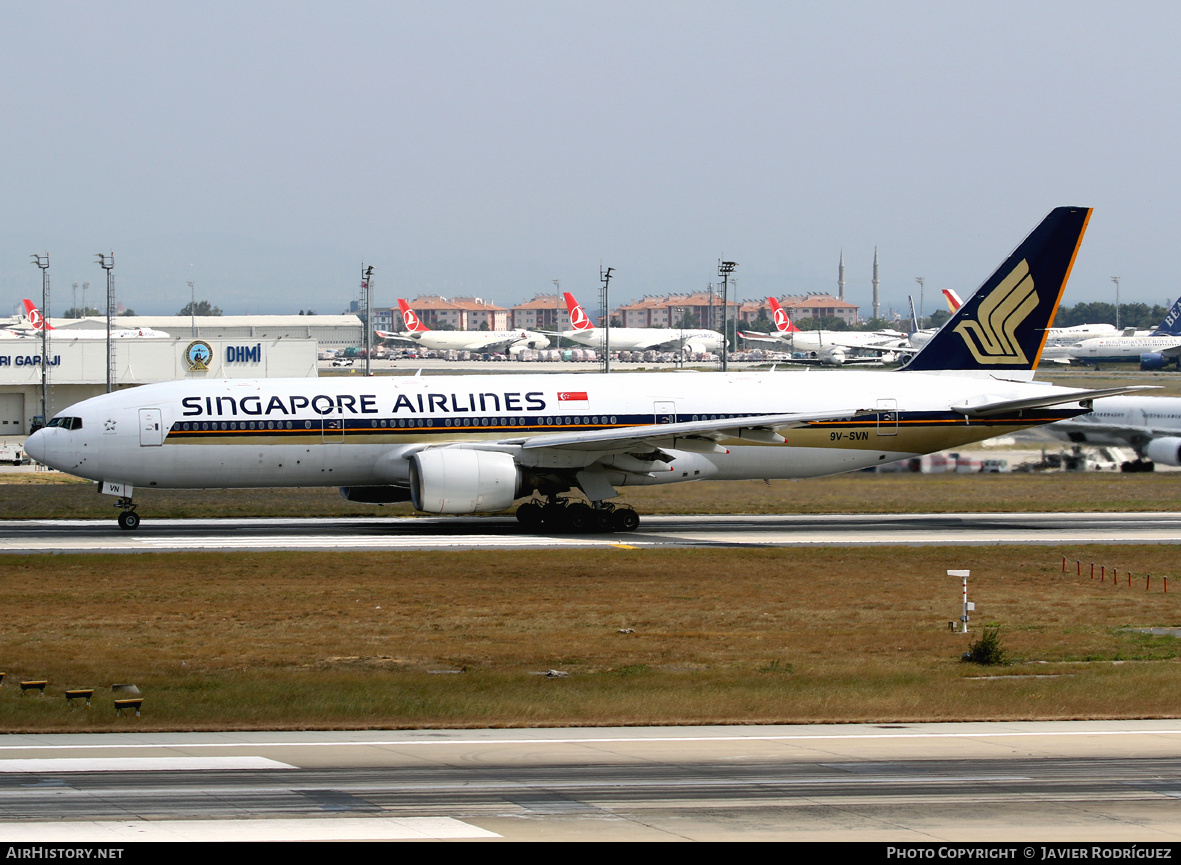 Aircraft Photo of 9V-SVN | Boeing 777-212/ER | Singapore Airlines | AirHistory.net #749651