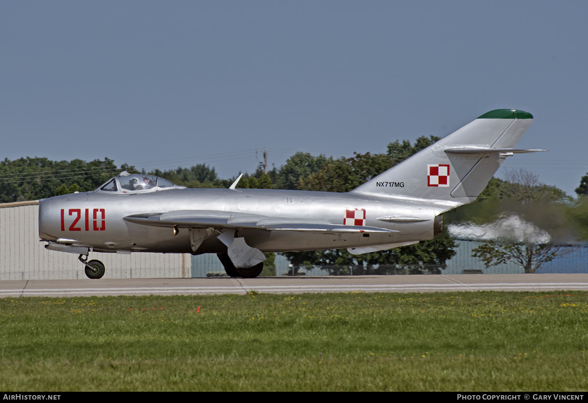Aircraft Photo of N717MG / NX717MG | PZL-Mielec Lim-5 | Poland - Air Force | AirHistory.net #749686