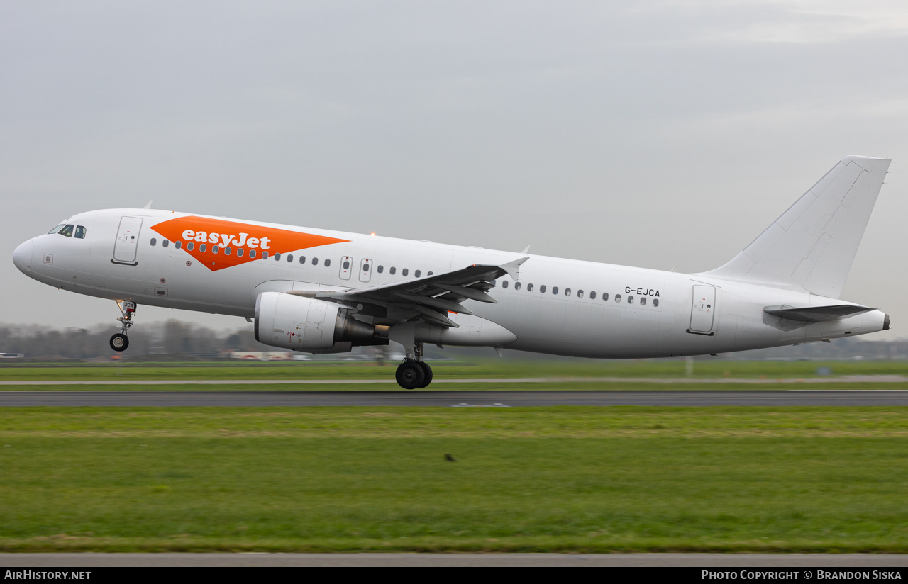 Aircraft Photo of G-EJCA | Airbus A320-214 | EasyJet | AirHistory.net #749798