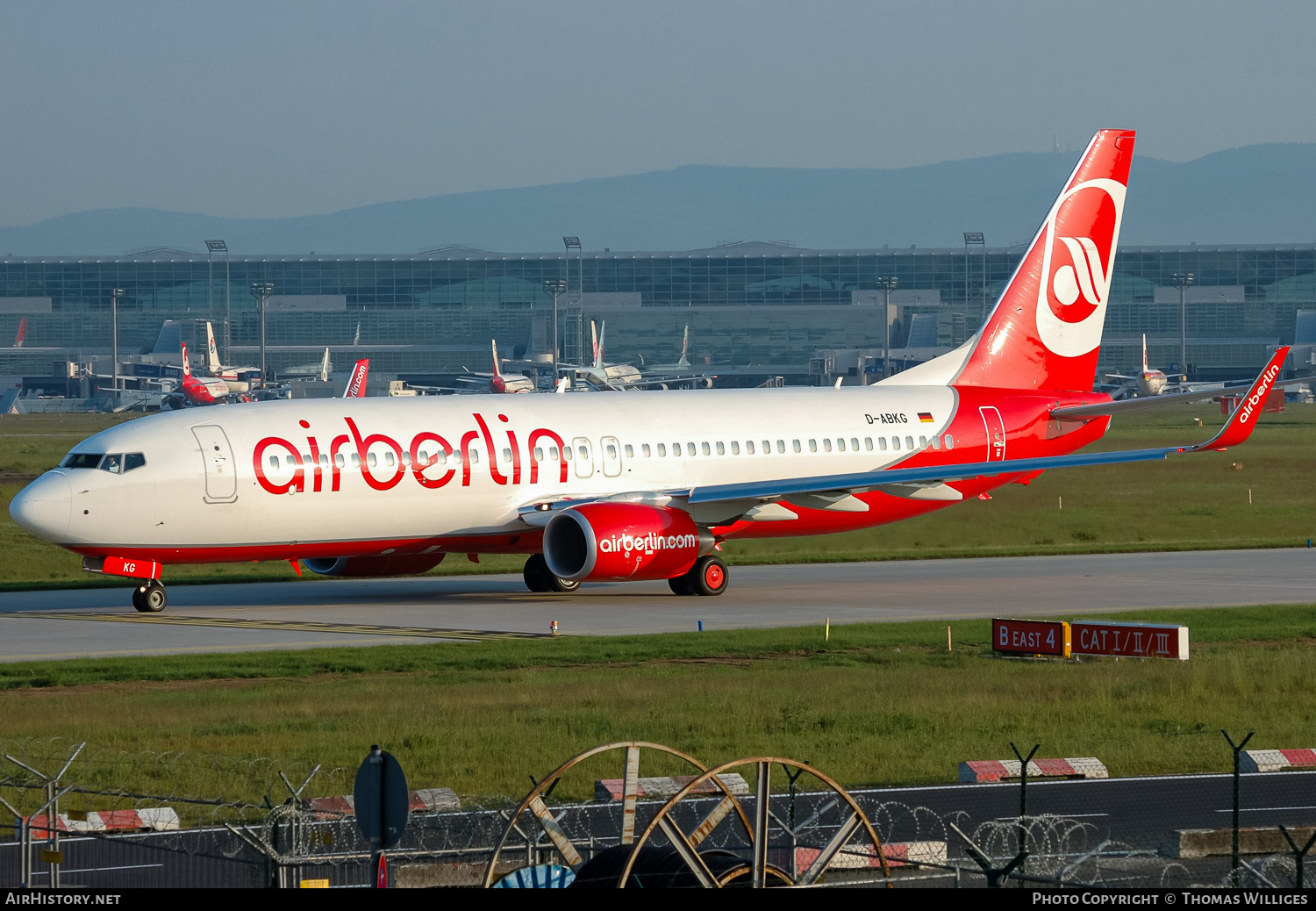 Aircraft Photo of D-ABKG | Boeing 737-86J | Air Berlin | AirHistory.net #749855