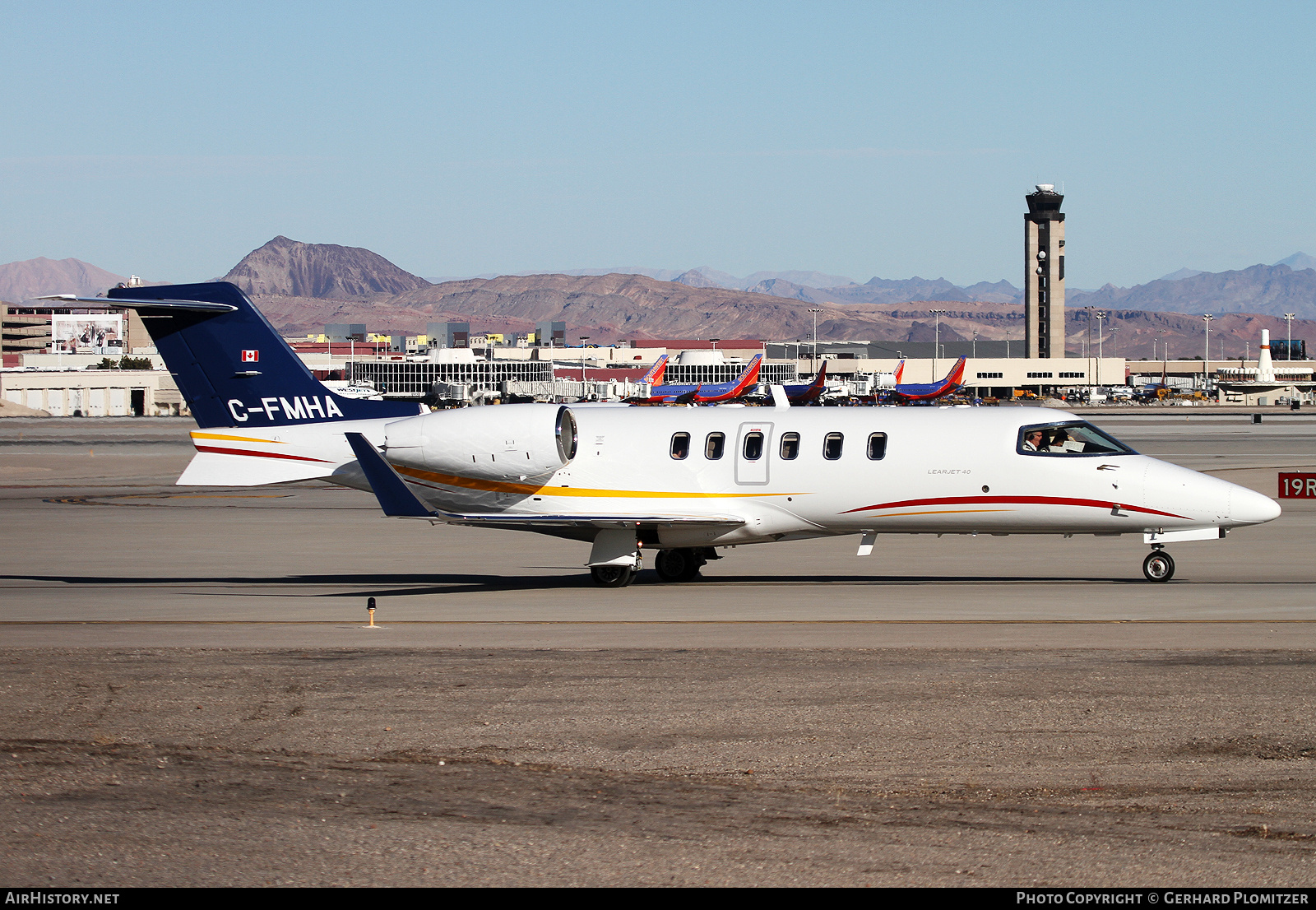 Aircraft Photo of C-FMHA | Learjet 40 | AirHistory.net #749948