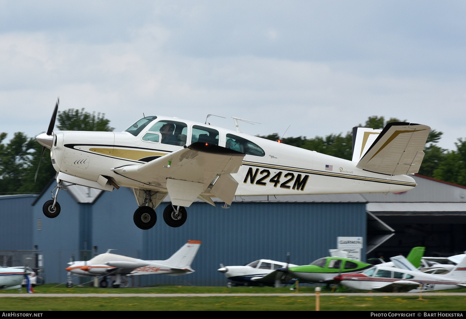 Aircraft Photo of N242M | Beech P35 Bonanza | AirHistory.net #750006