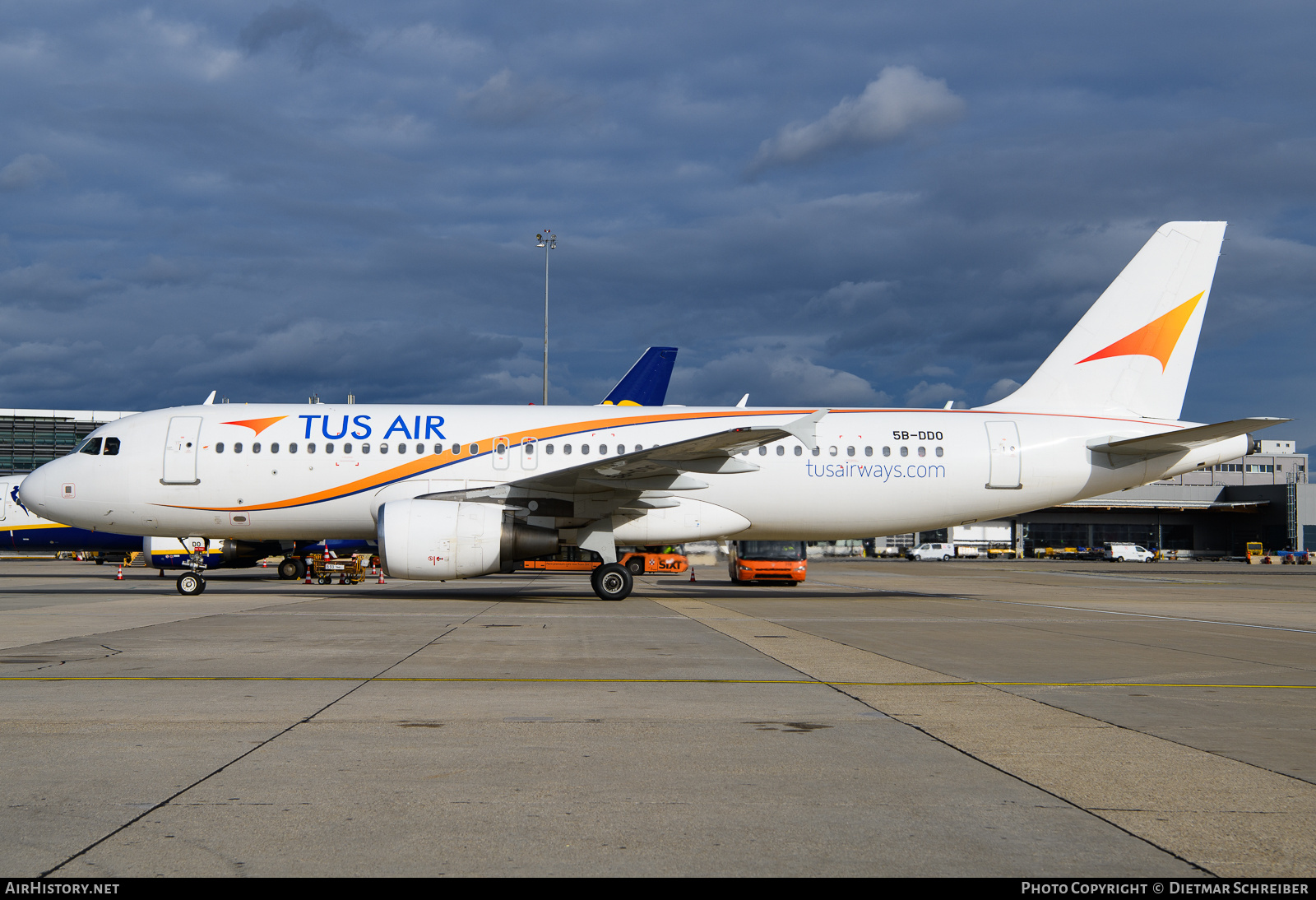 Aircraft Photo of 5B-DDO | Airbus A320-214 | Tus Airways | AirHistory.net #750084