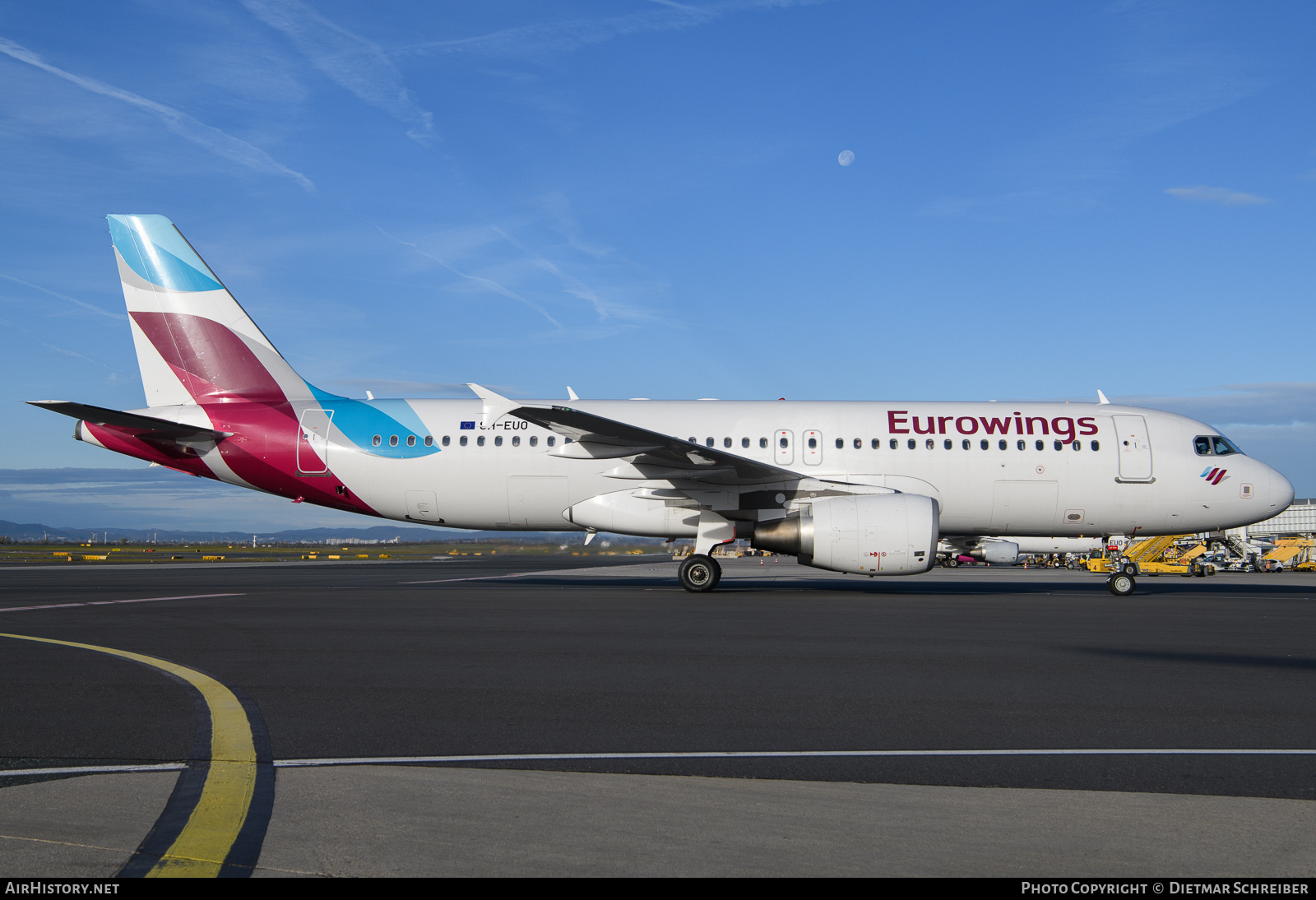 Aircraft Photo of 9H-EUO | Airbus A320-214 | Eurowings | AirHistory.net #750087