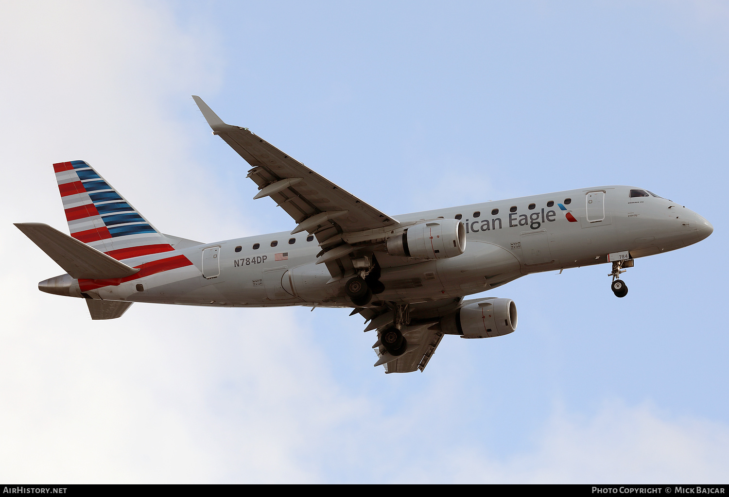 Aircraft Photo of N784DP | Embraer 170SU (ERJ-170-100SU) | American Eagle | AirHistory.net #750103