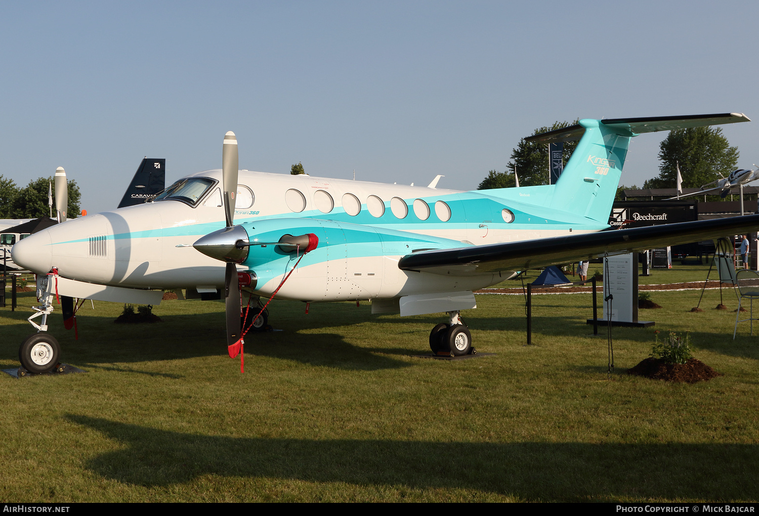 Aircraft Photo of N568RT | Beechcraft B300 King Air 360 | AirHistory.net #750153