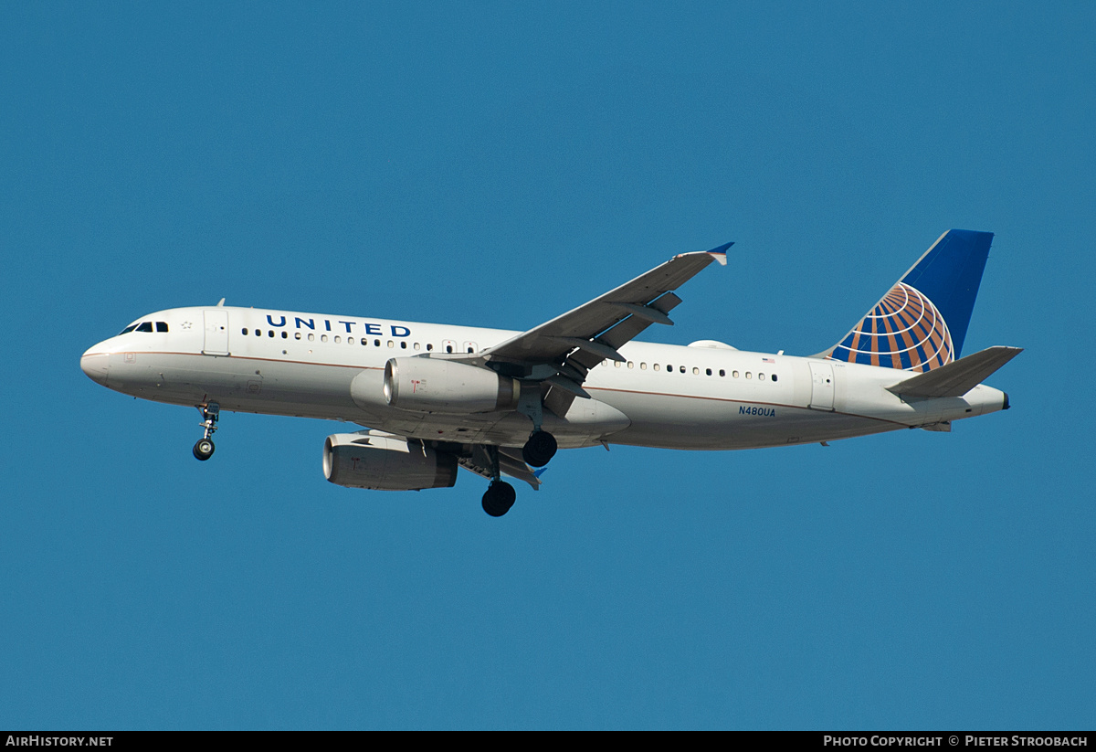Aircraft Photo of N480UA | Airbus A320-232 | United Airlines | AirHistory.net #750179