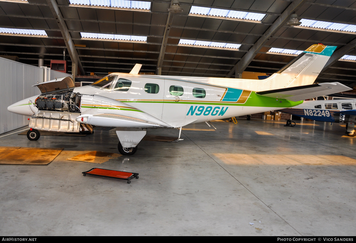 Aircraft Photo of N98GW | Beech A60 Duke | AirHistory.net #750192