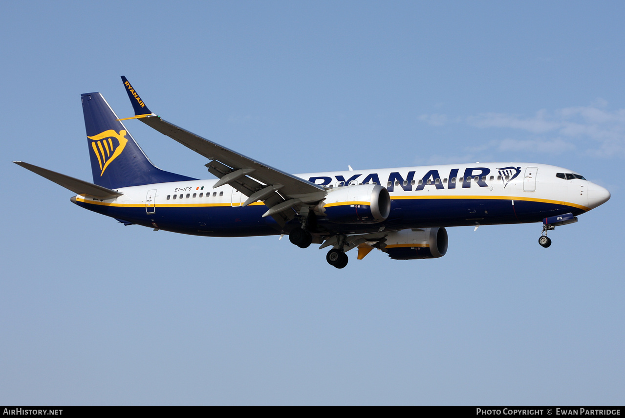 Aircraft Photo of EI-IFS | Boeing 737-8200 Max 200 | Ryanair | AirHistory.net #750256