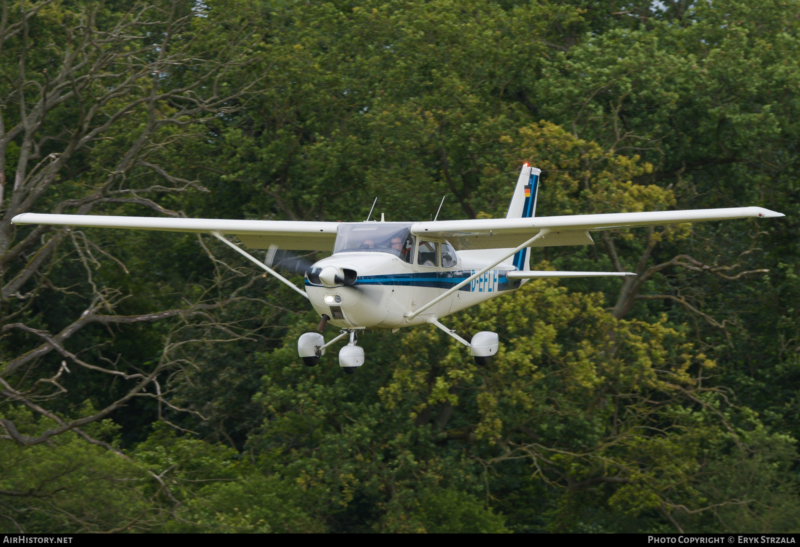 Aircraft Photo of D-EFLF | Cessna 172N Skyhawk | AirHistory.net #750362