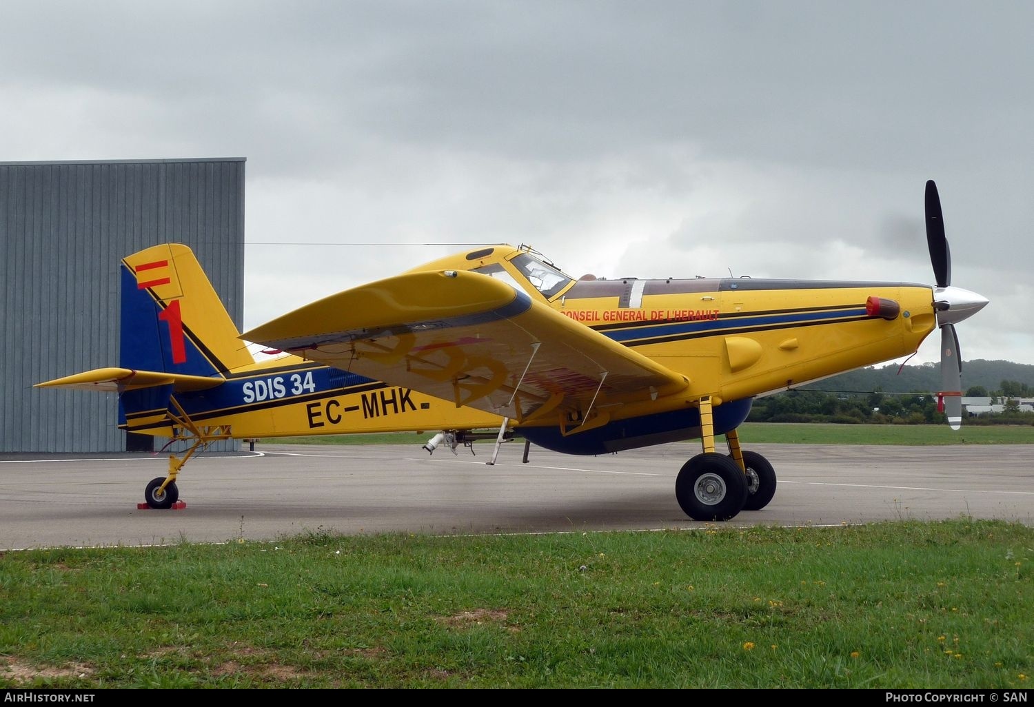 Aircraft Photo of EC-MHK | Air Tractor AT-802F (AT-802A) | Conseil Général de l'Hérault | AirHistory.net #750374