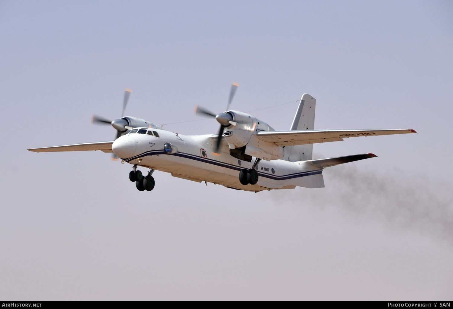 Aircraft Photo of EK-32703 | Antonov An-32A | AirHistory.net #750382