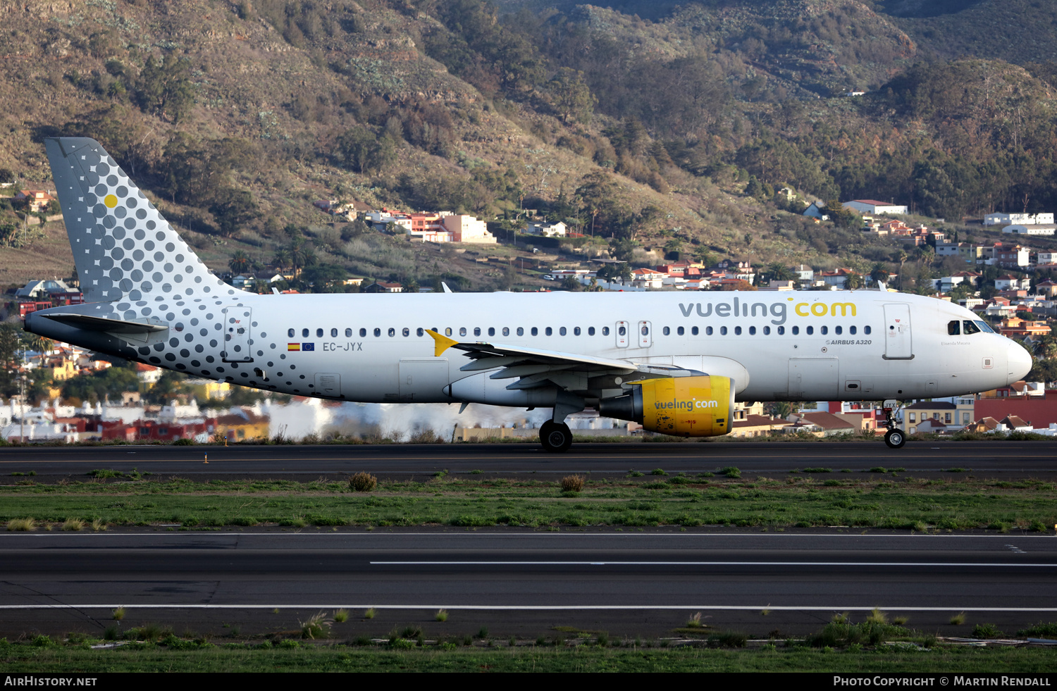 Aircraft Photo of EC-JYX | Airbus A320-214 | Vueling Airlines | AirHistory.net #750399