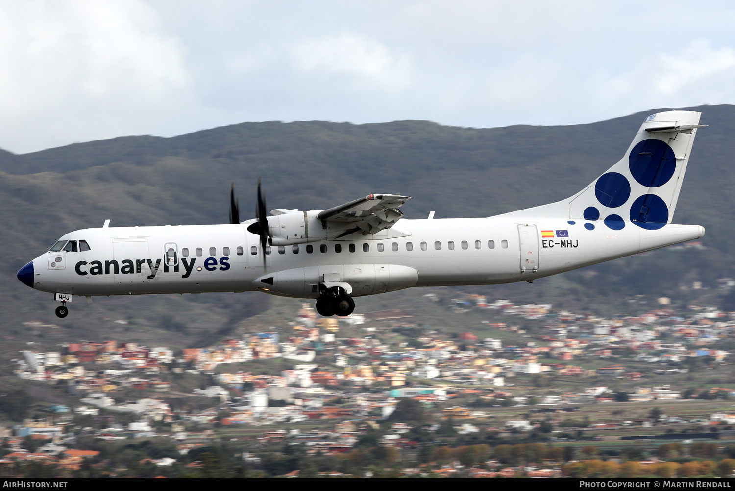 Aircraft Photo of EC-MHJ | ATR ATR-72-500 (ATR-72-212A) | Canaryfly | AirHistory.net #750401