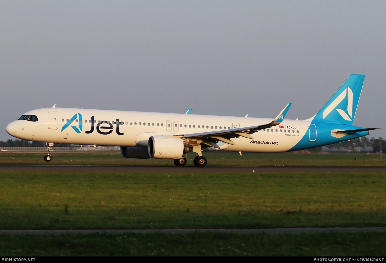 Aircraft Photo of TC-LUB | Airbus A321-271NX | AJet - AnadoluJet | AirHistory.net #750454