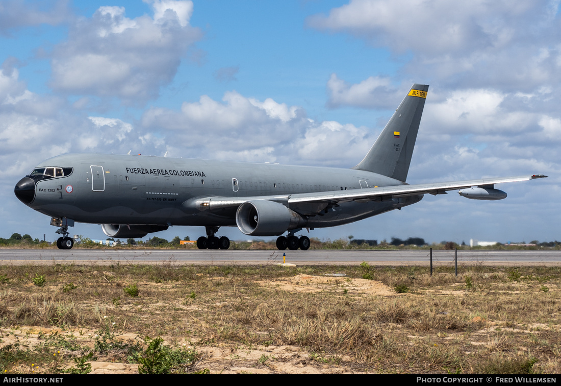 Aircraft Photo of 1202 | Boeing KC-767/MMTT Jupiter (767-2J6ER) | Colombia - Air Force | AirHistory.net #750522