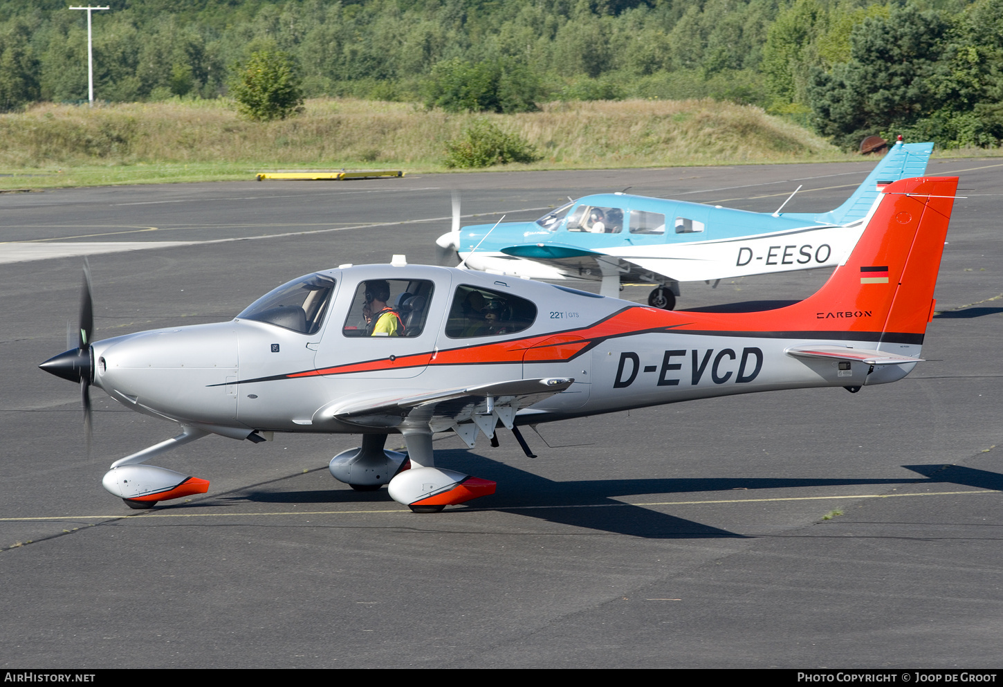 Aircraft Photo of D-EVCD | Cirrus SR-22T G5-GTS Carbon | AirHistory.net #750527
