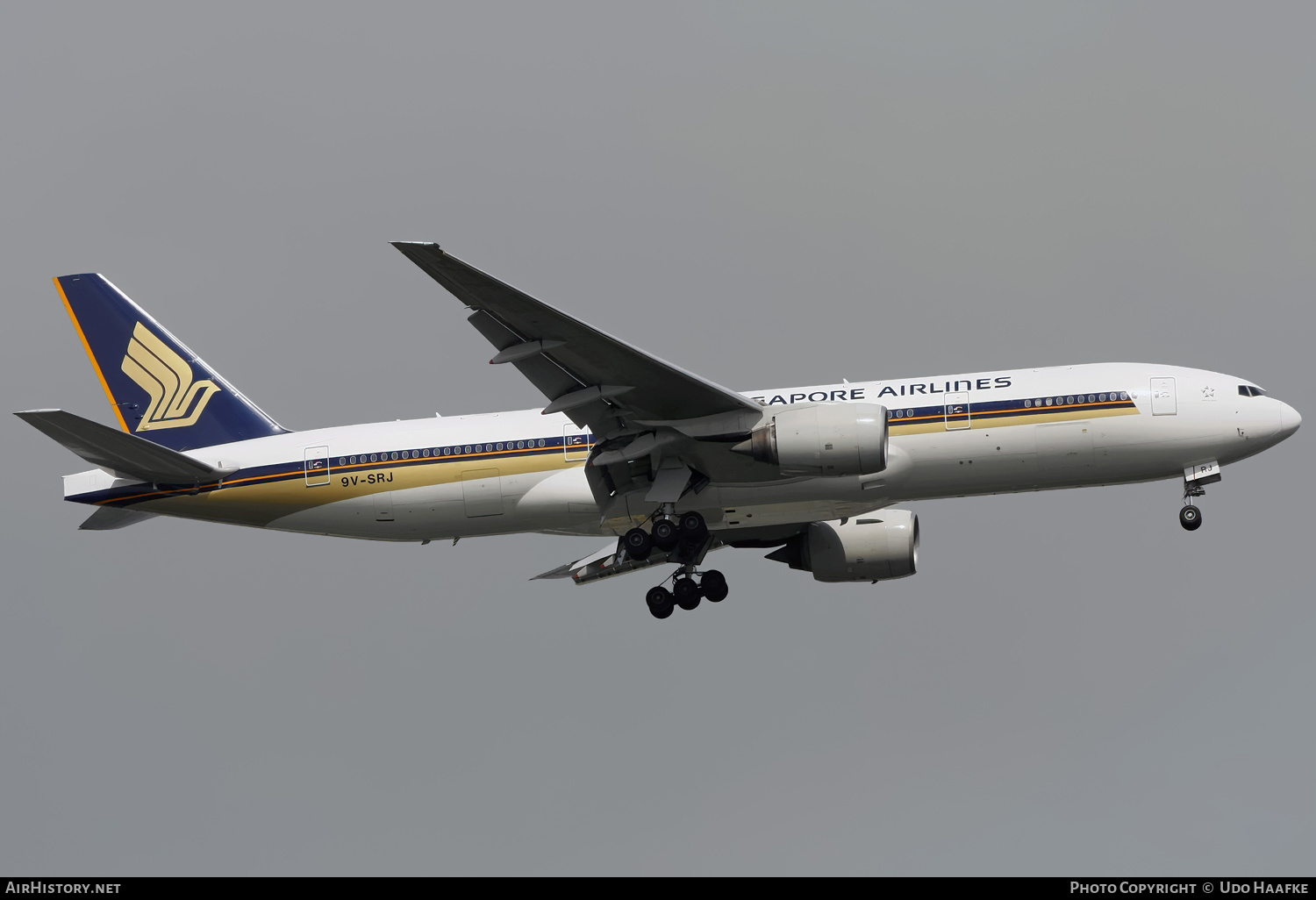 Aircraft Photo of 9V-SRJ | Boeing 777-212/ER | Singapore Airlines | AirHistory.net #750559