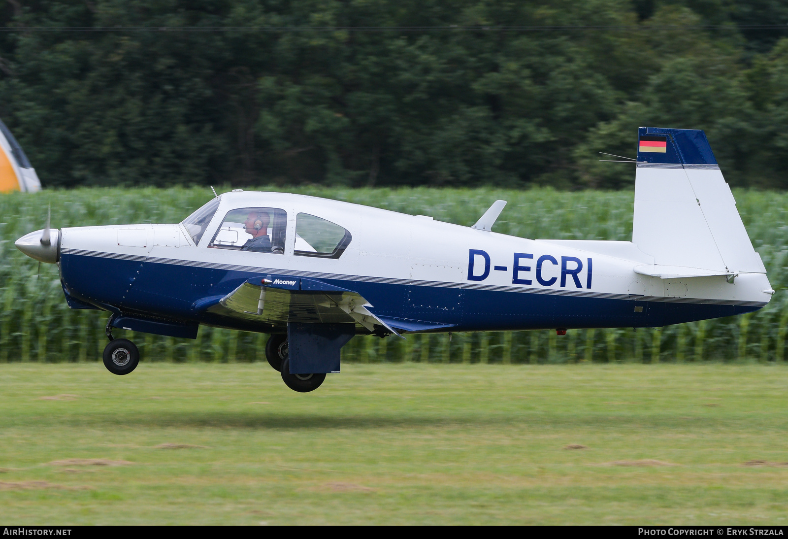 Aircraft Photo of D-ECRI | Mooney M-20C Mark 21 | AirHistory.net #750597