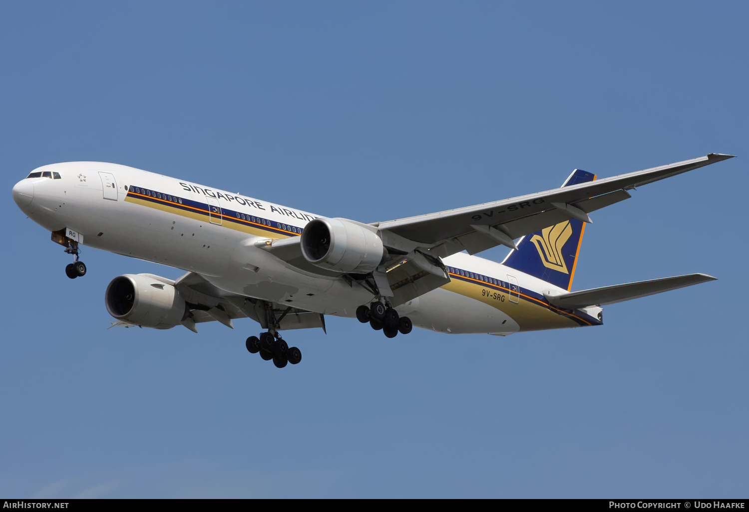 Aircraft Photo of 9V-SRG | Boeing 777-212/ER | Singapore Airlines | AirHistory.net #750714