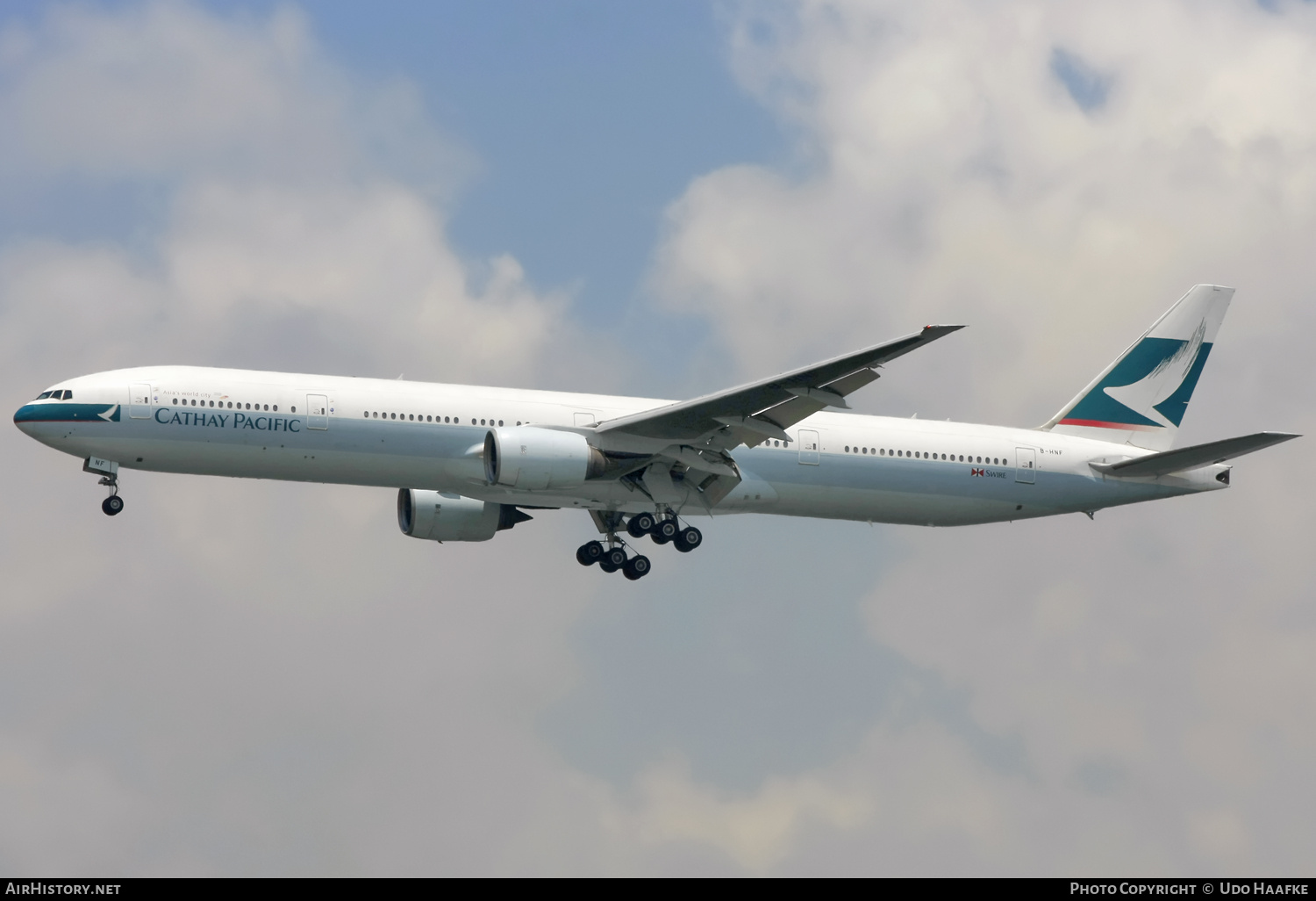 Aircraft Photo of B-HNF | Boeing 777-367 | Cathay Pacific Airways | AirHistory.net #750726