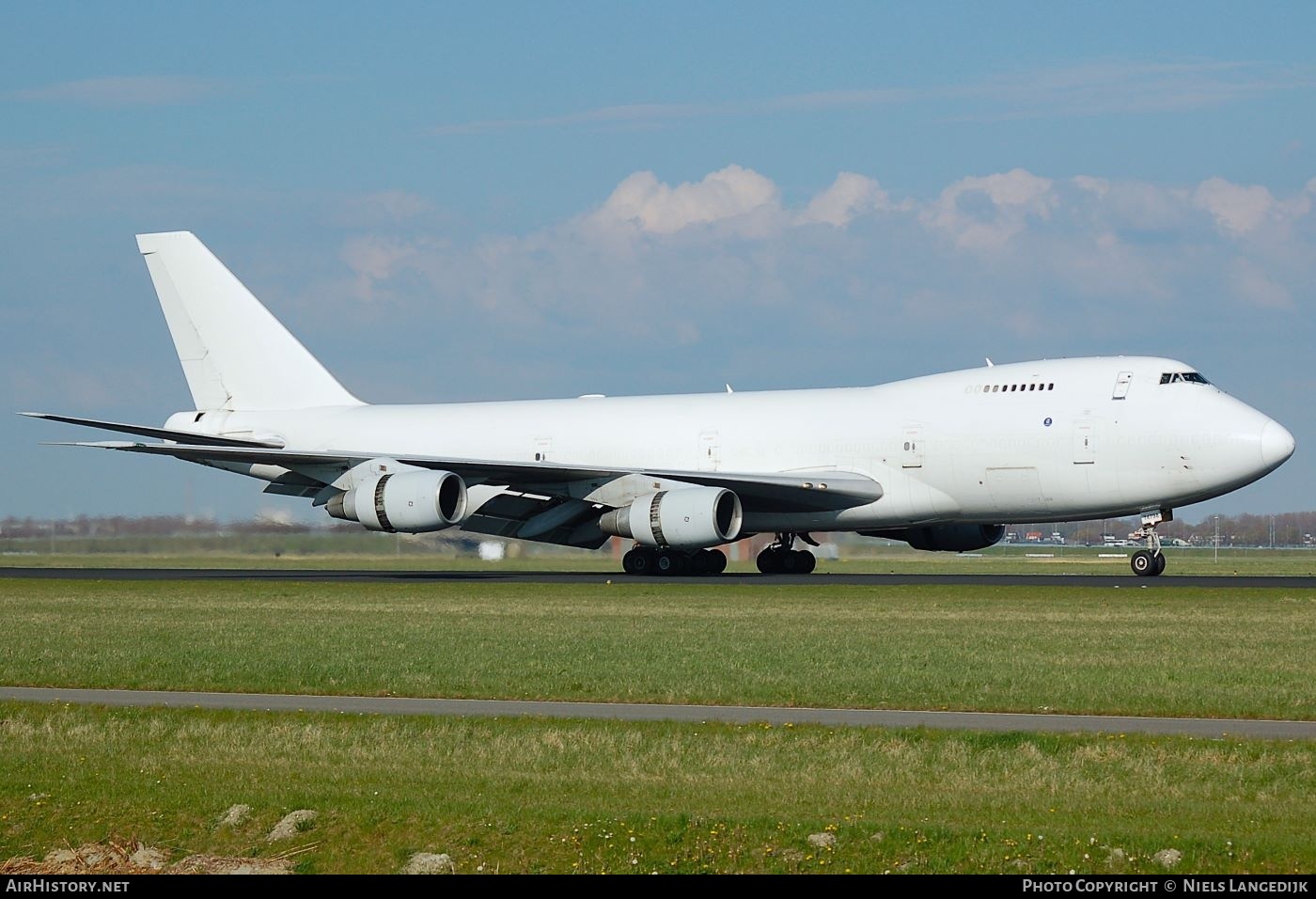 Aircraft Photo of EK-74798 | Boeing 747-281B(SF) | Veteran Avia | AirHistory.net #750823
