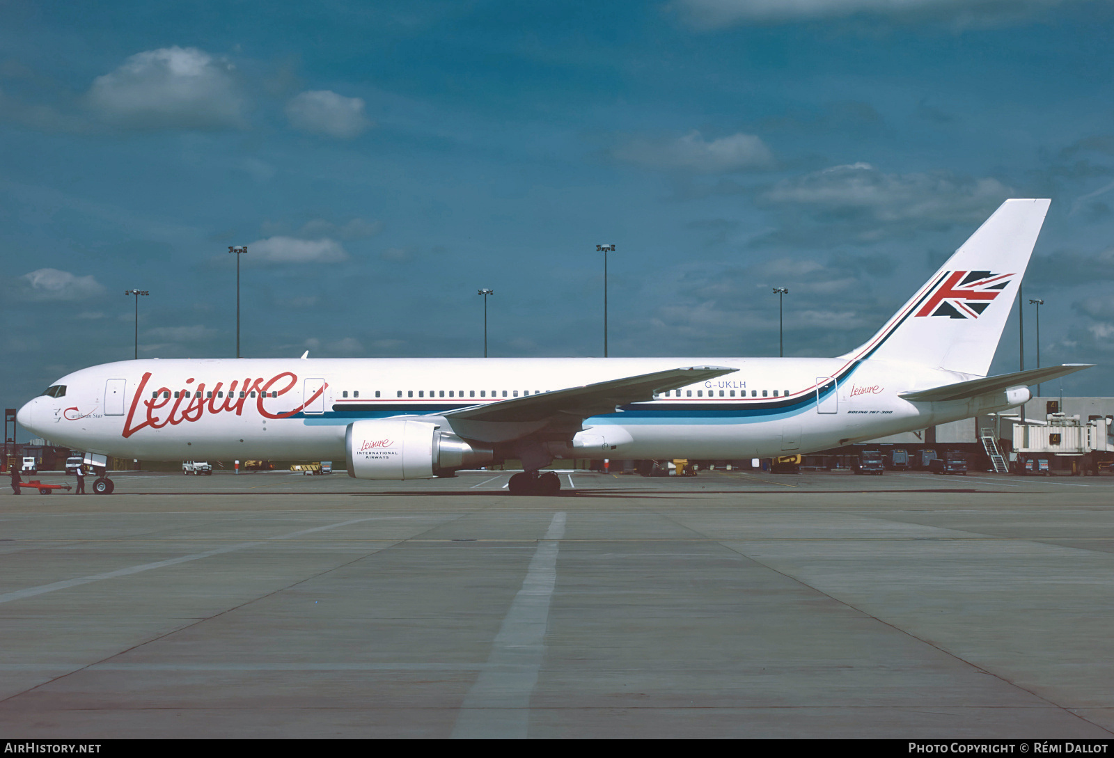 Aircraft Photo of G-UKLH | Boeing 767-39H/ER | Leisure International Airways | AirHistory.net #750837
