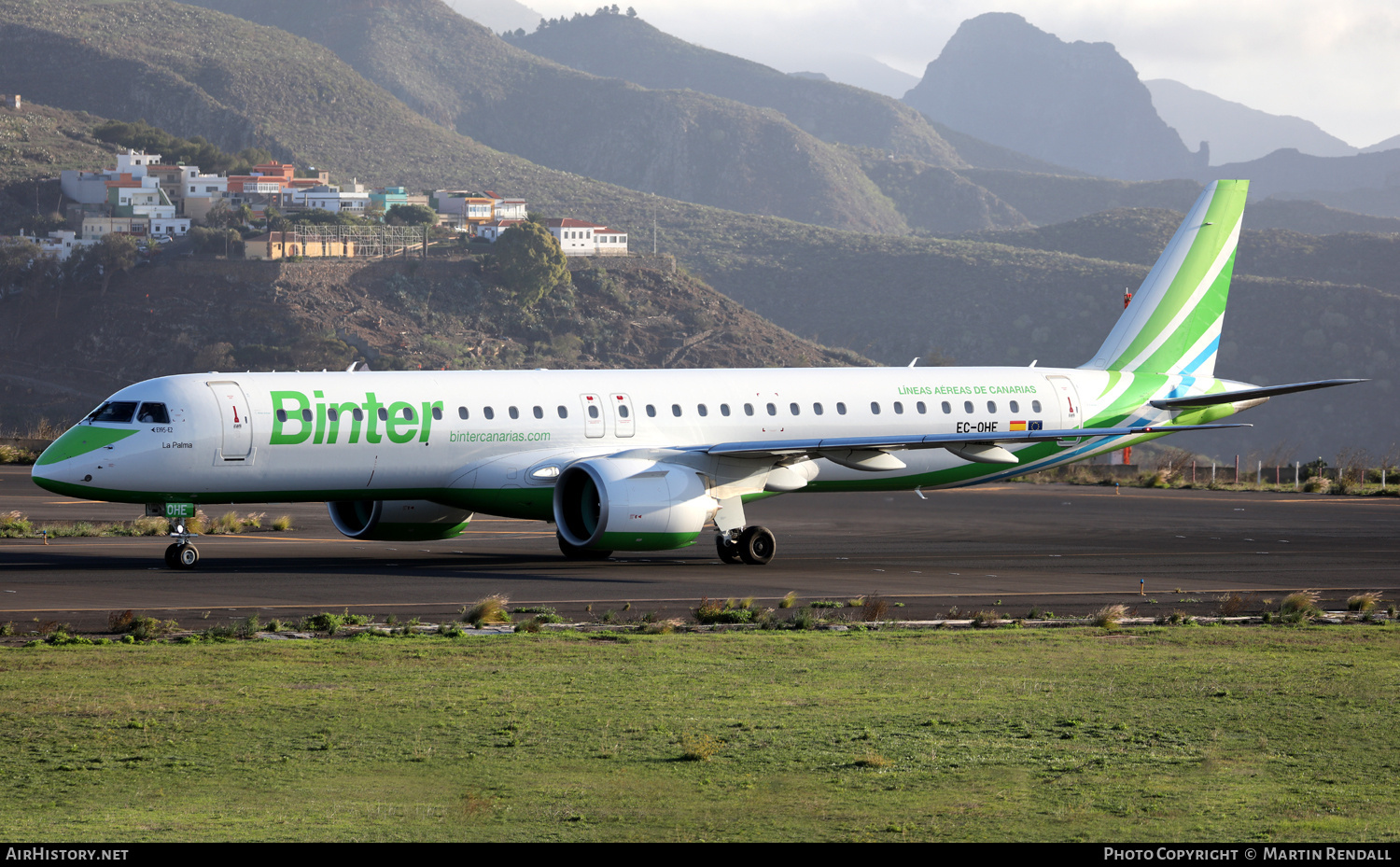 Aircraft Photo of EC-OHE | Embraer 195-E2 (ERJ-190-400) | Binter Canarias | AirHistory.net #750849