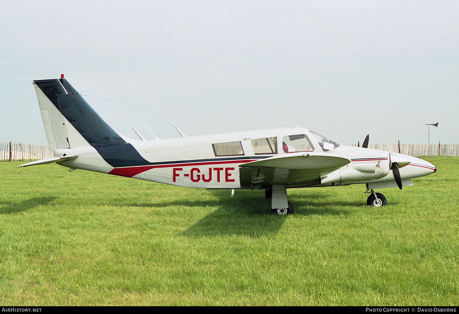Aircraft Photo of F-GJTE | Piper PA-34-200 Seneca | AirHistory.net #750896