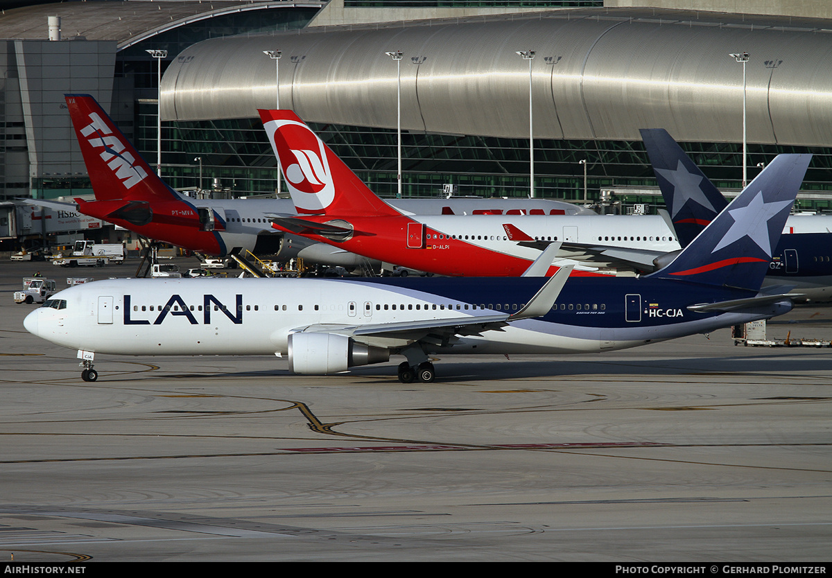 Aircraft Photo of HC-CJA | Boeing 767-316/ER | LAN Airlines - Línea Aérea Nacional | AirHistory.net #750959