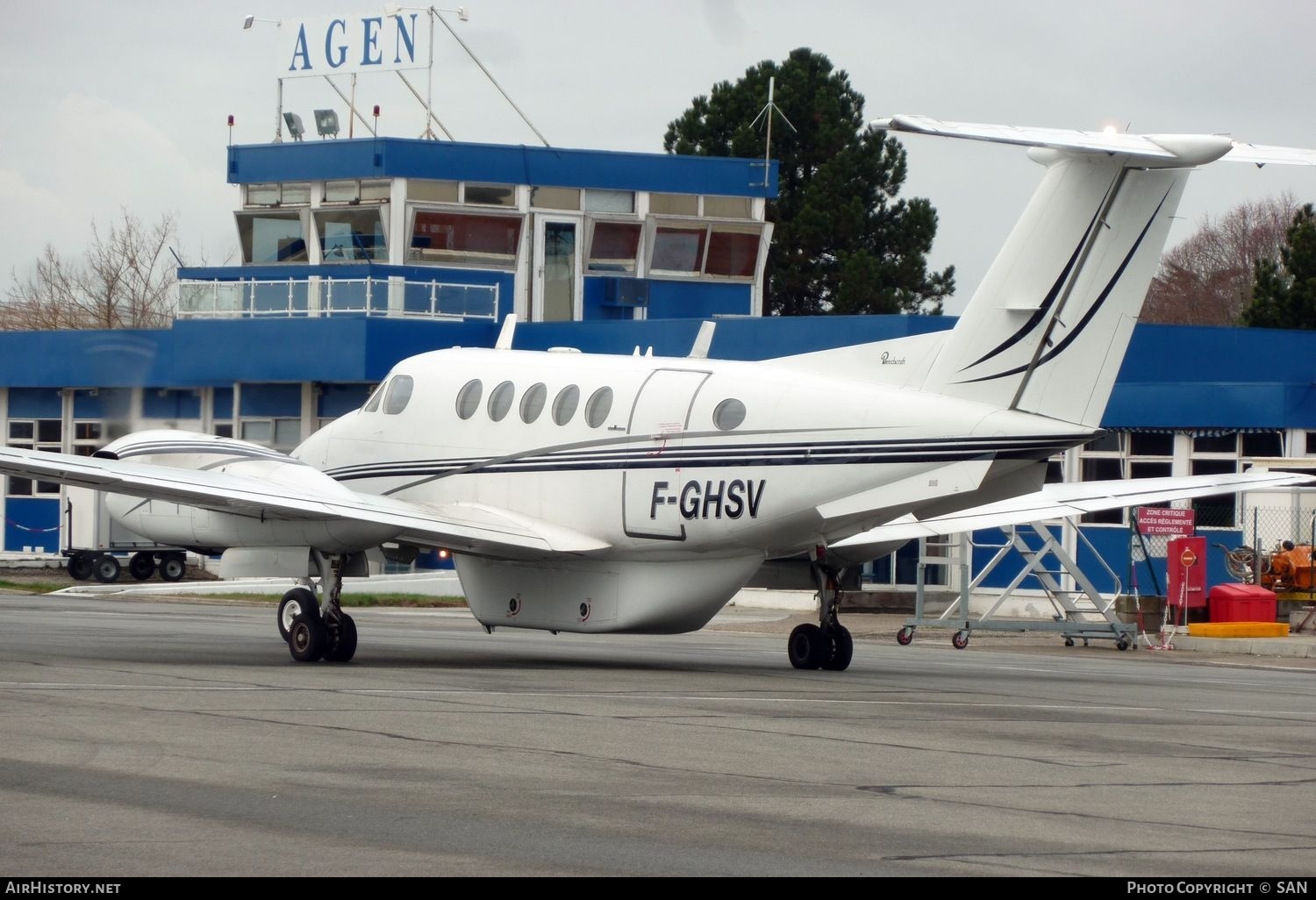 Aircraft Photo of F-GHSV | Beech 200 Super King Air | AirHistory.net #751014