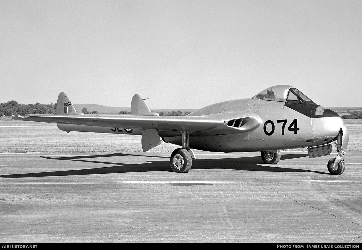 Aircraft Photo of 17074 | De Havilland D.H. 100 Vampire F3 | Canada - Air Force | AirHistory.net #751067