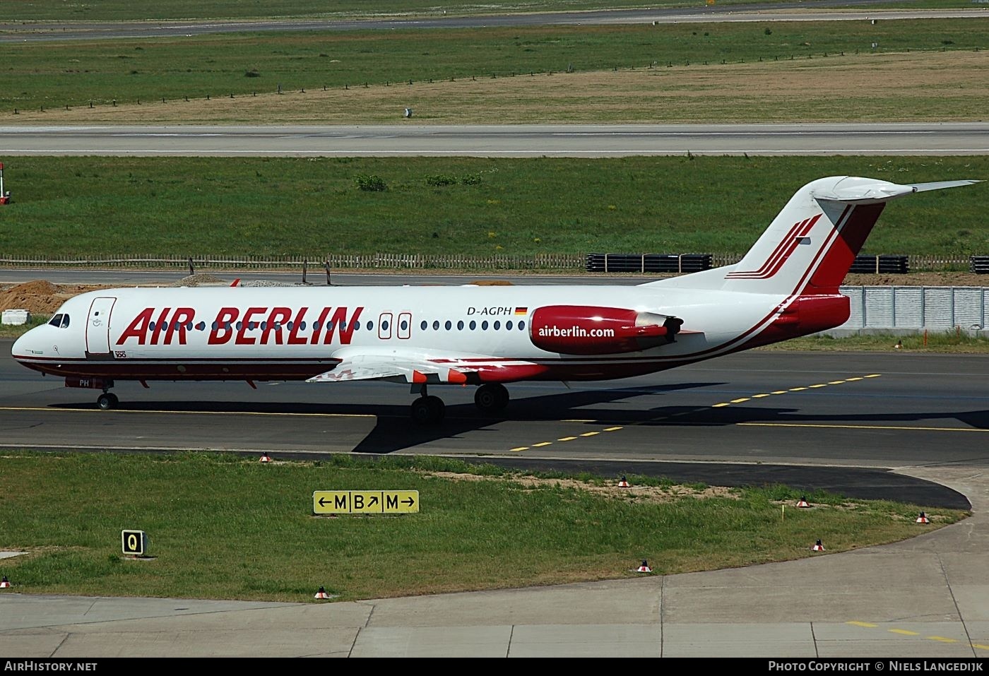 Aircraft Photo of D-AGPH | Fokker 100 (F28-0100) | Air Berlin | AirHistory.net #751343