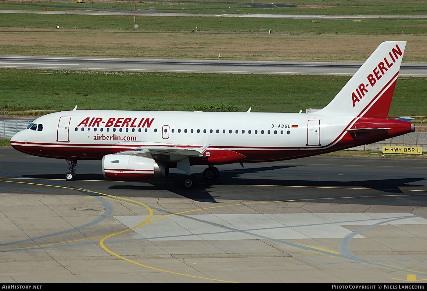 Aircraft Photo of D-ABGD | Airbus A319-132 | Air Berlin | AirHistory.net #751348