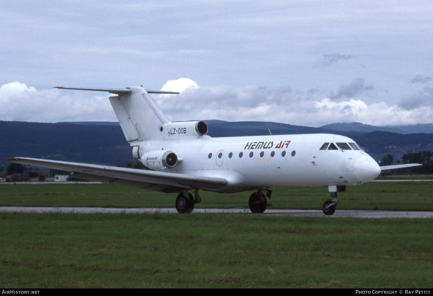 Aircraft Photo of LZ-DOB | Yakovlev Yak-40 | Hemus Air | AirHistory.net #751409