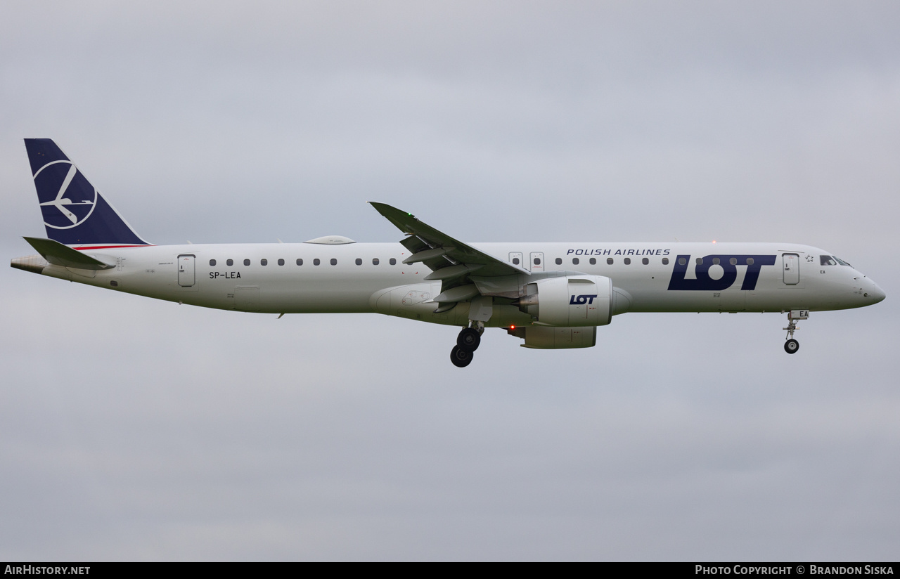 Aircraft Photo of SP-LEA | Embraer 195-E2 (ERJ-190-400 STD) | LOT Polish Airlines - Polskie Linie Lotnicze | AirHistory.net #751556