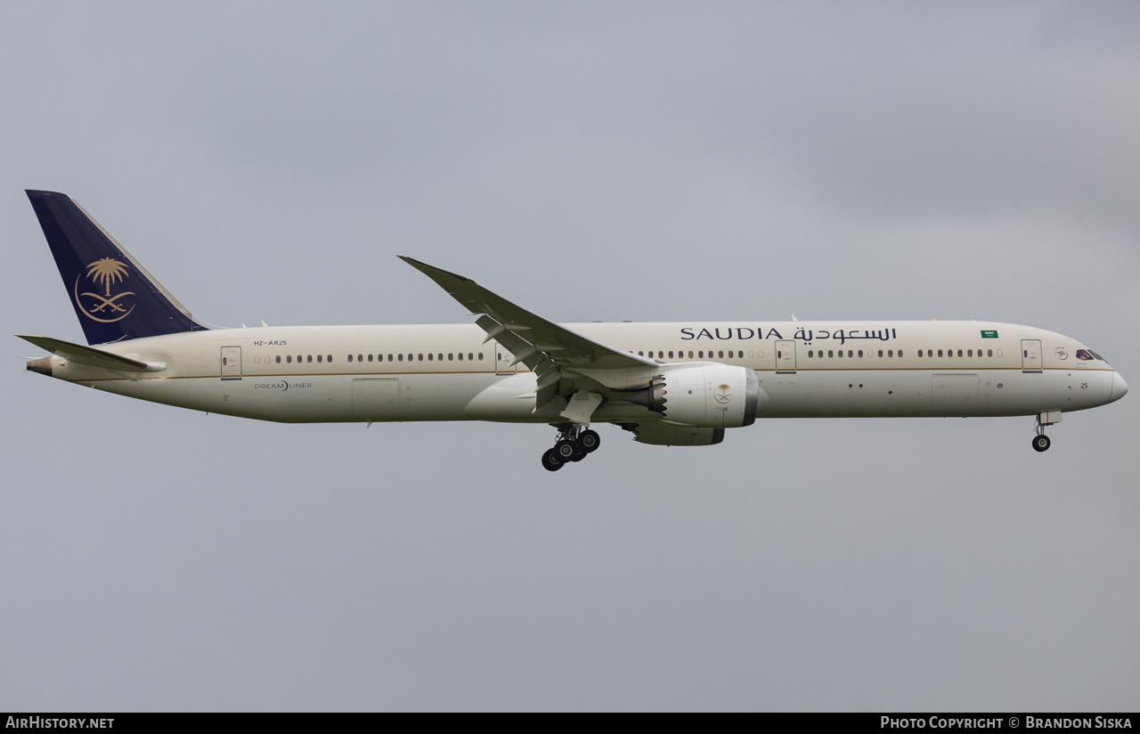 Aircraft Photo of HZ-AR25 | Boeing 787-10 Dreamliner | Saudia - Saudi Arabian Airlines | AirHistory.net #751752