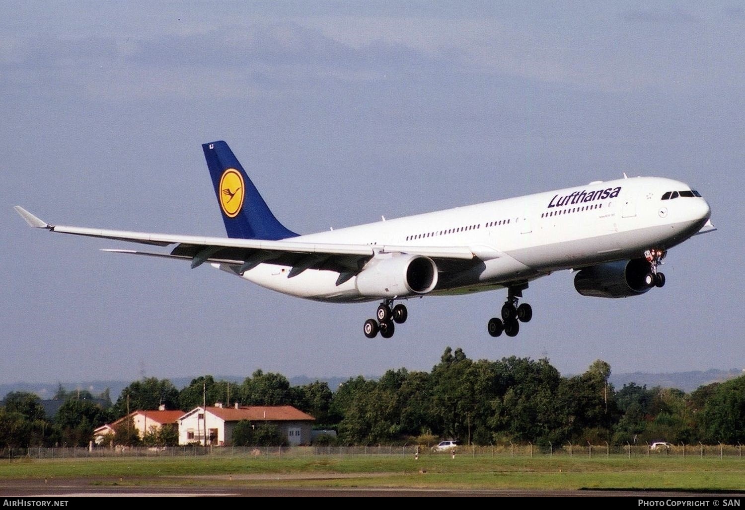 Aircraft Photo of FWWKD / D-AIKJ | Airbus A330-343 | Lufthansa | AirHistory.net #751768