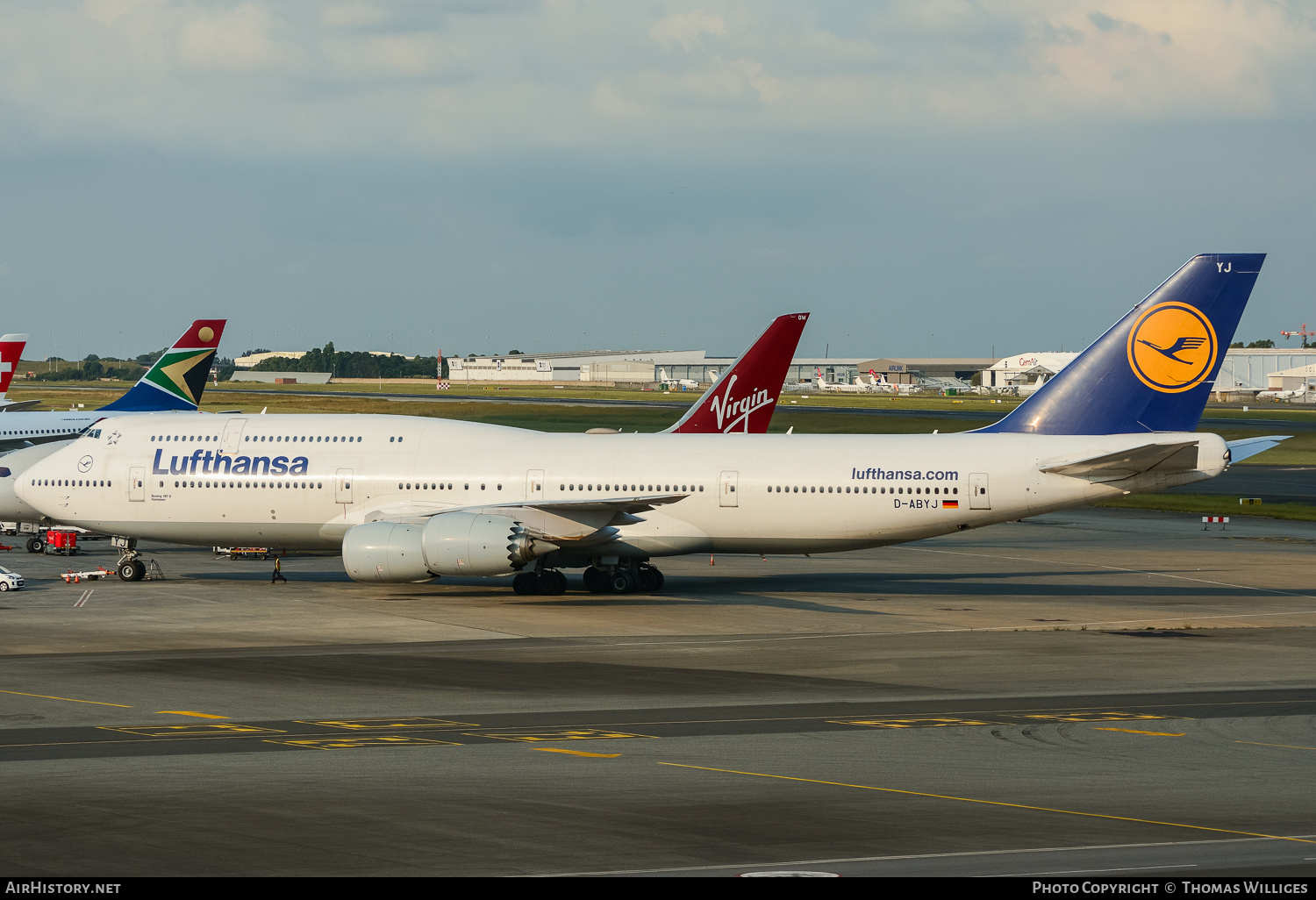 Aircraft Photo of D-ABYJ | Boeing 747-830 | Lufthansa | AirHistory.net #751890