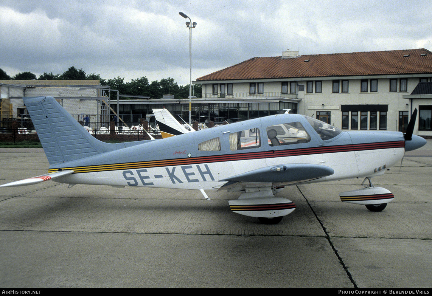 Aircraft Photo of SE-KEH | Piper PA-28-181 Archer II | AirHistory.net #751931